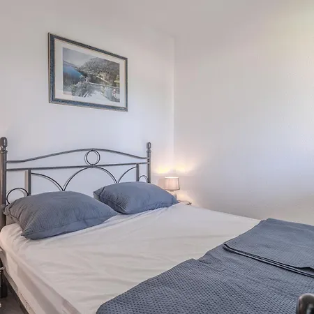 Appartement Bormes-Les-Mimosas Apartment *
